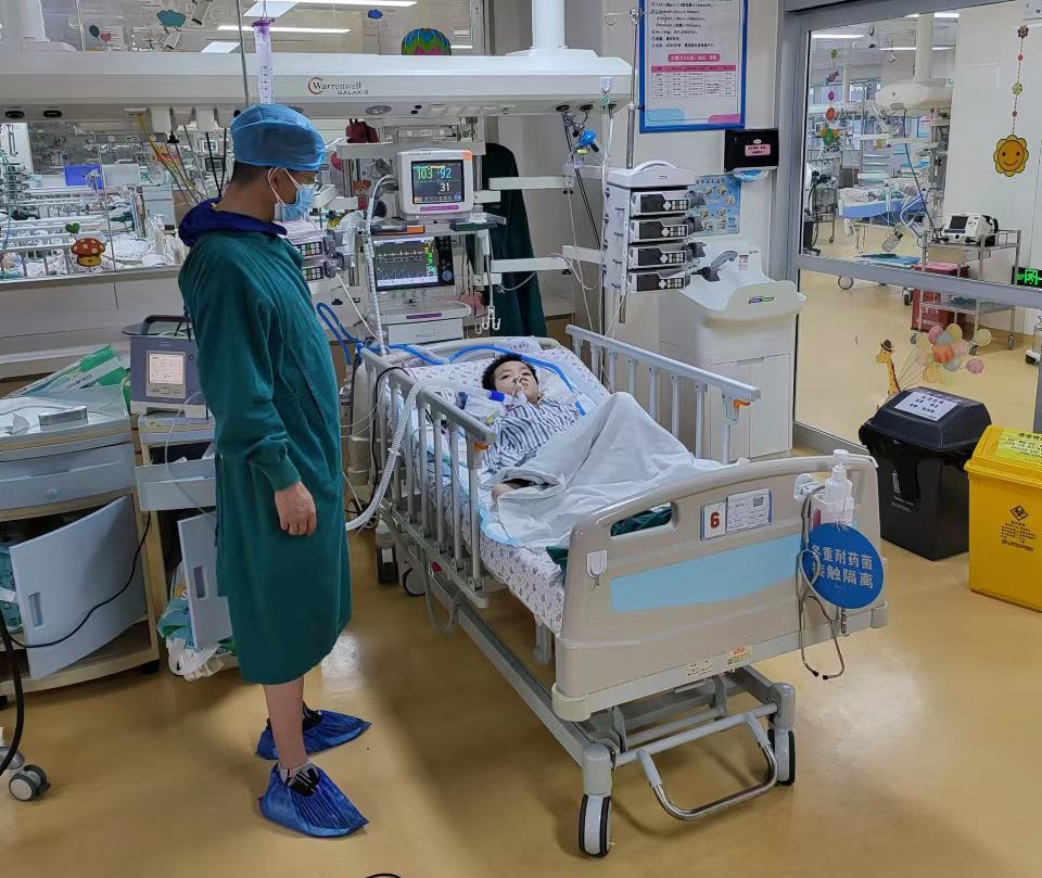 威海跨省救护车出租公司